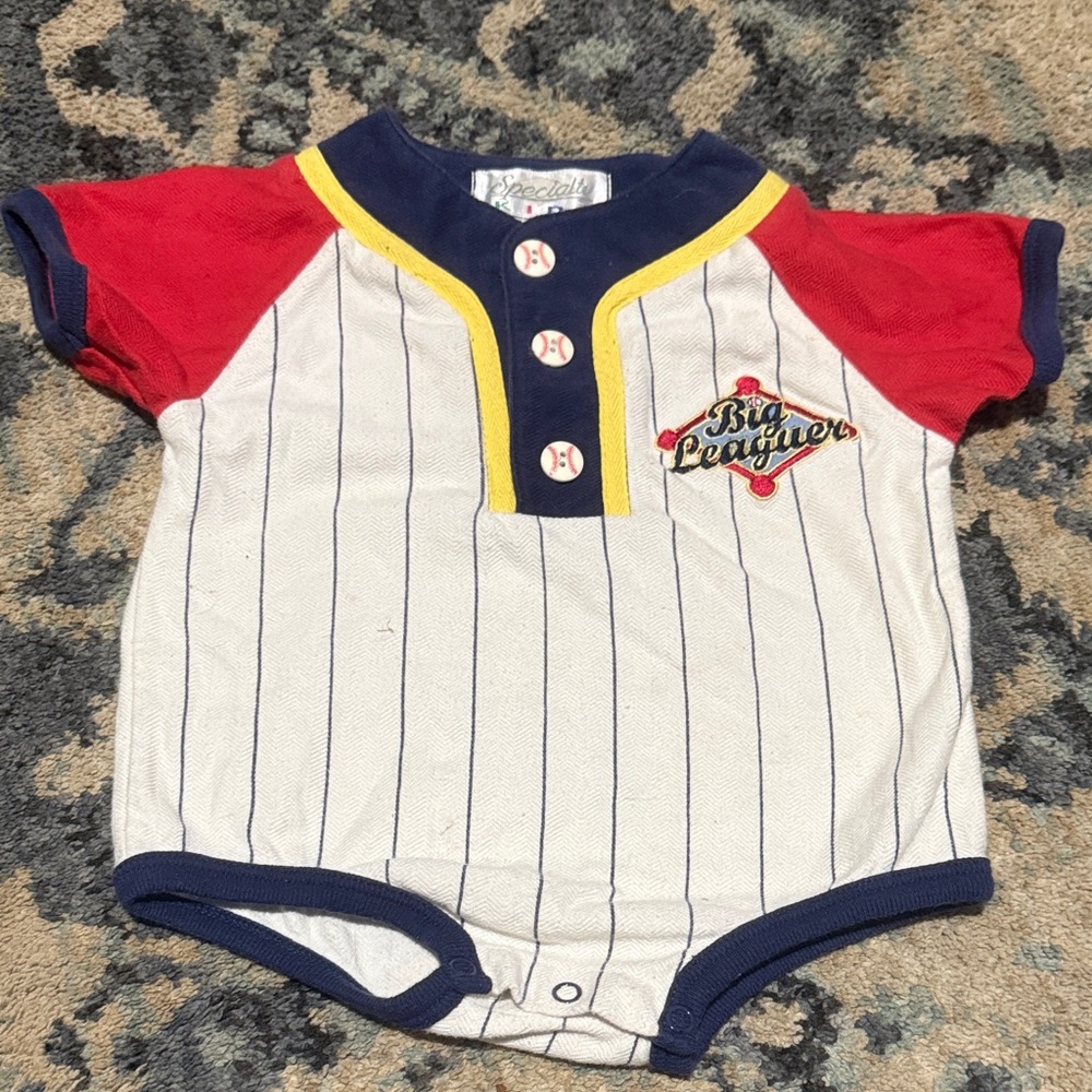 Y2K infant Baseball Themed Baby Onesie 6-9months